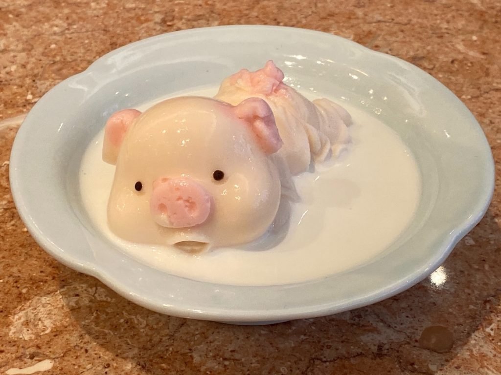 Small Pig Pudding 得意小猪